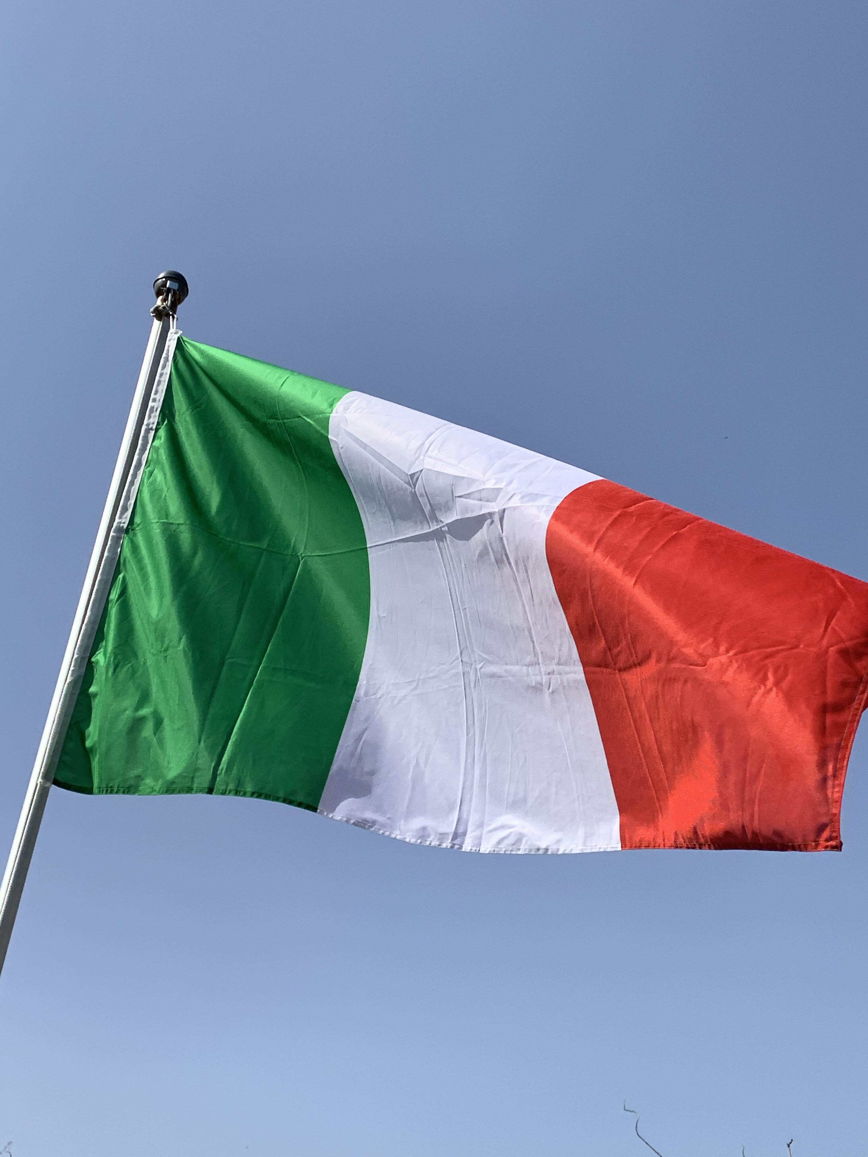Bandiera dell'italia  Italiana 